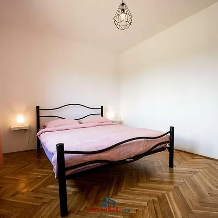 Pupos Comfortable Villa Barban